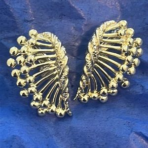 MARBOUX CLIP ON EARRINGS